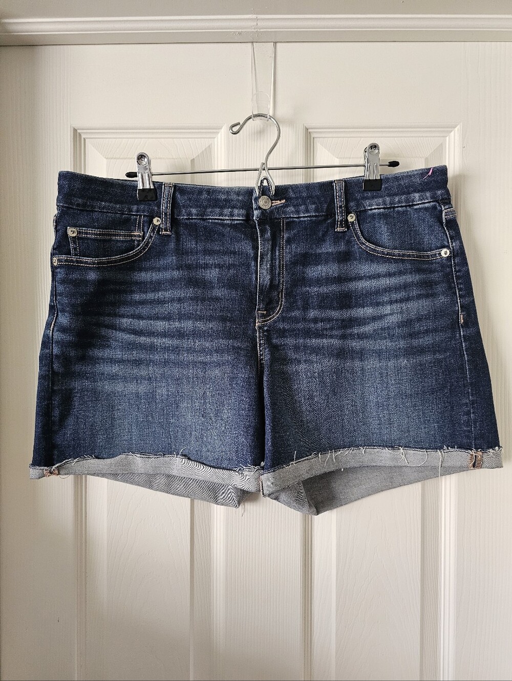 NEW!  AMERICAN EAGLE Wms Cutoff Shorts High-Rise STRETCH Curvi-Midi SZ 16.